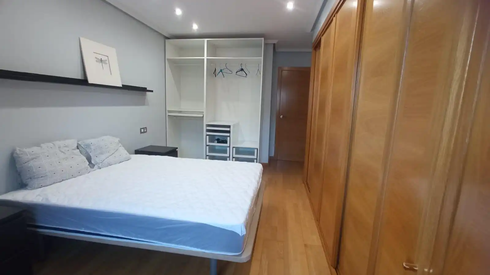 Habitación de Ático de alquiler en Oviedo  con Calefacción, Terraza y Trastero