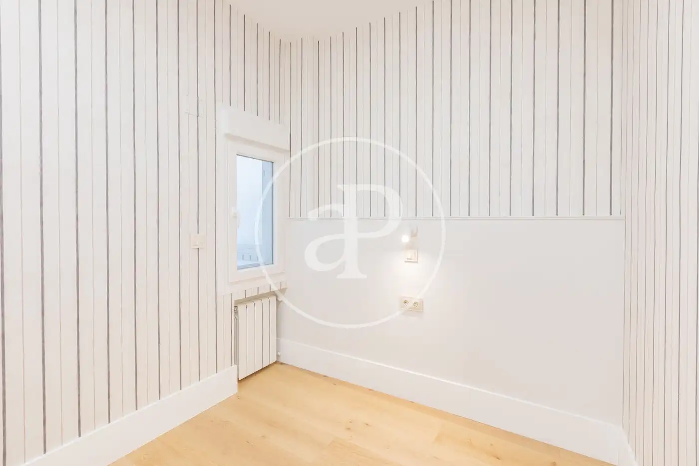 Bedroom of Flat for sale in Madrid  with Air Conditioner and Heating