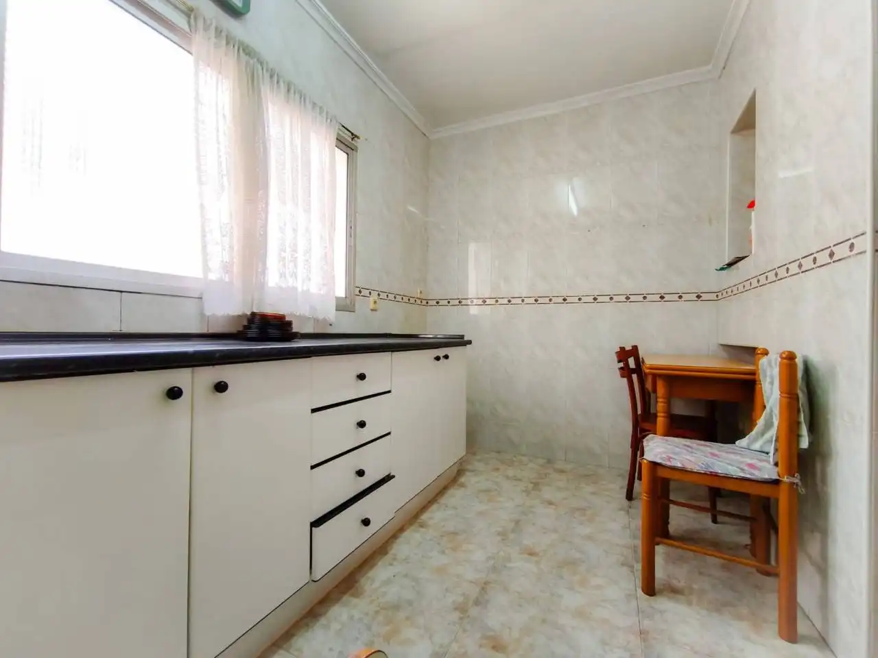 Kitchen of Houses for sale in Burgos  with Heating