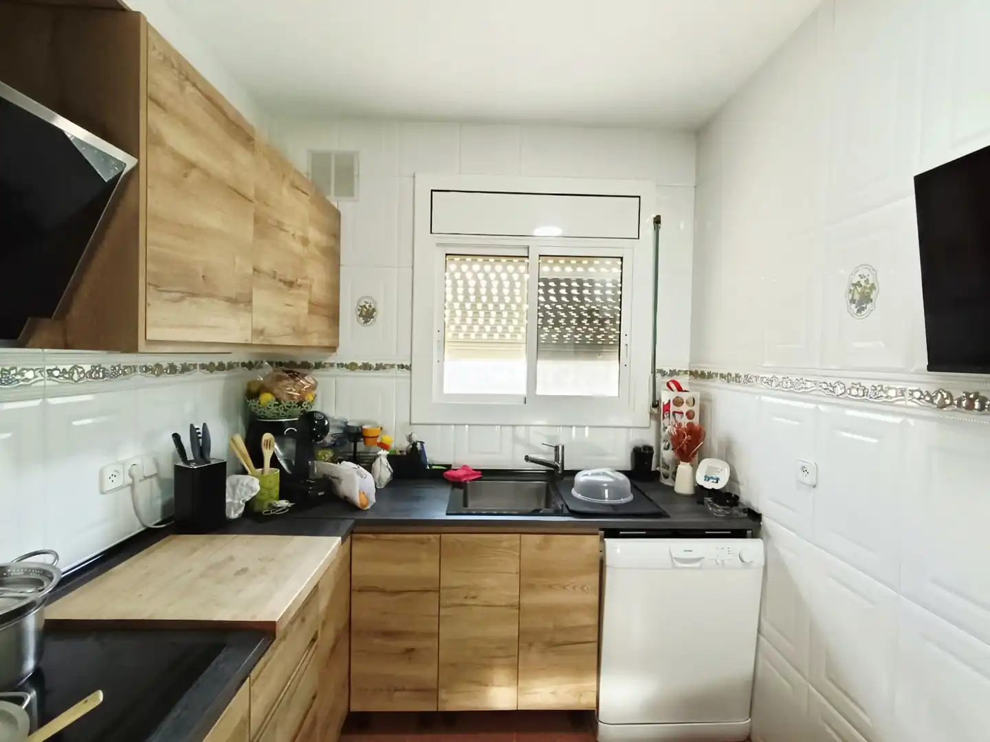 Kitchen of Houses for sale in Piera  with Air Conditioner, Heating and Private garden