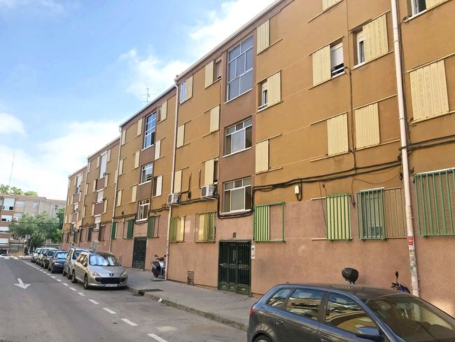 Vista exterior de Piso en venta en  Madrid Capital