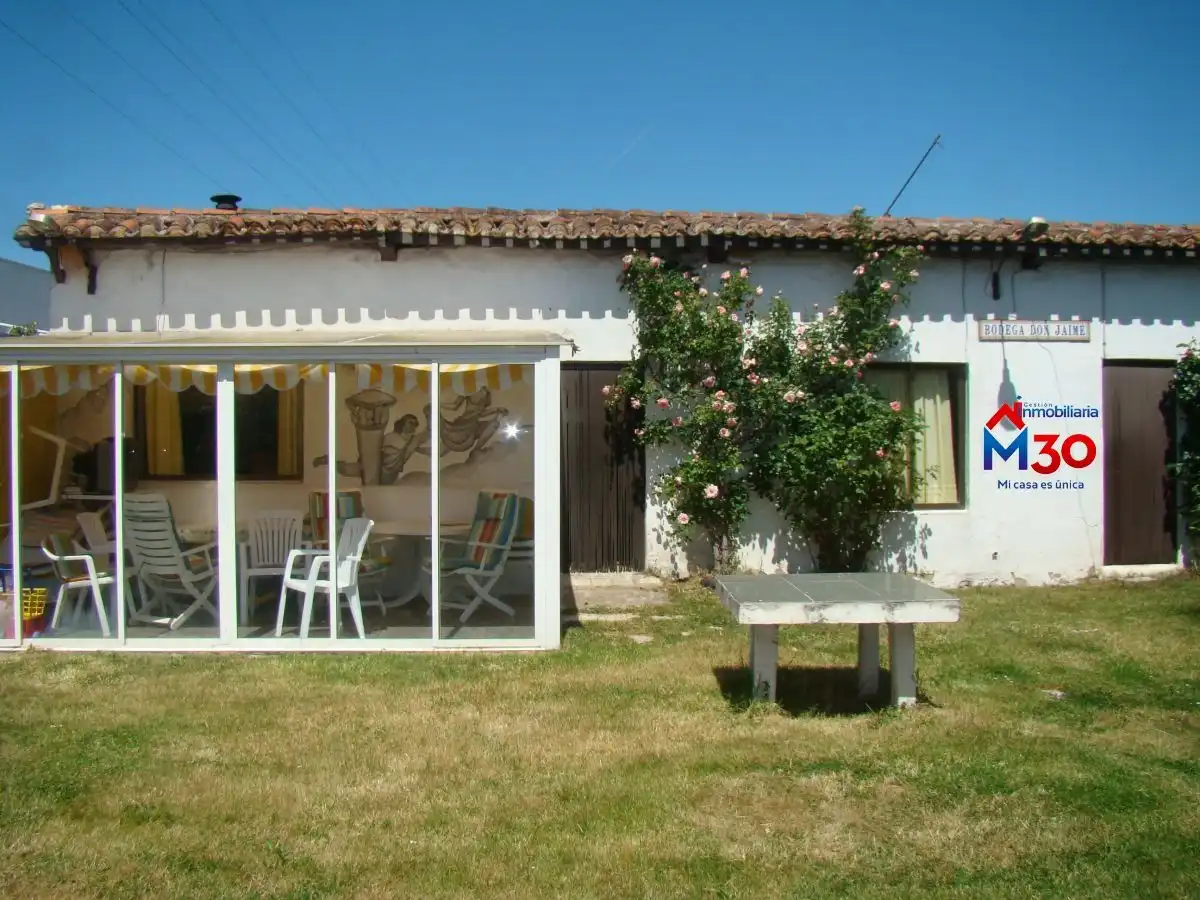 Jardí de Casa o xalet en venda en Miranda de Ebro amb Traster