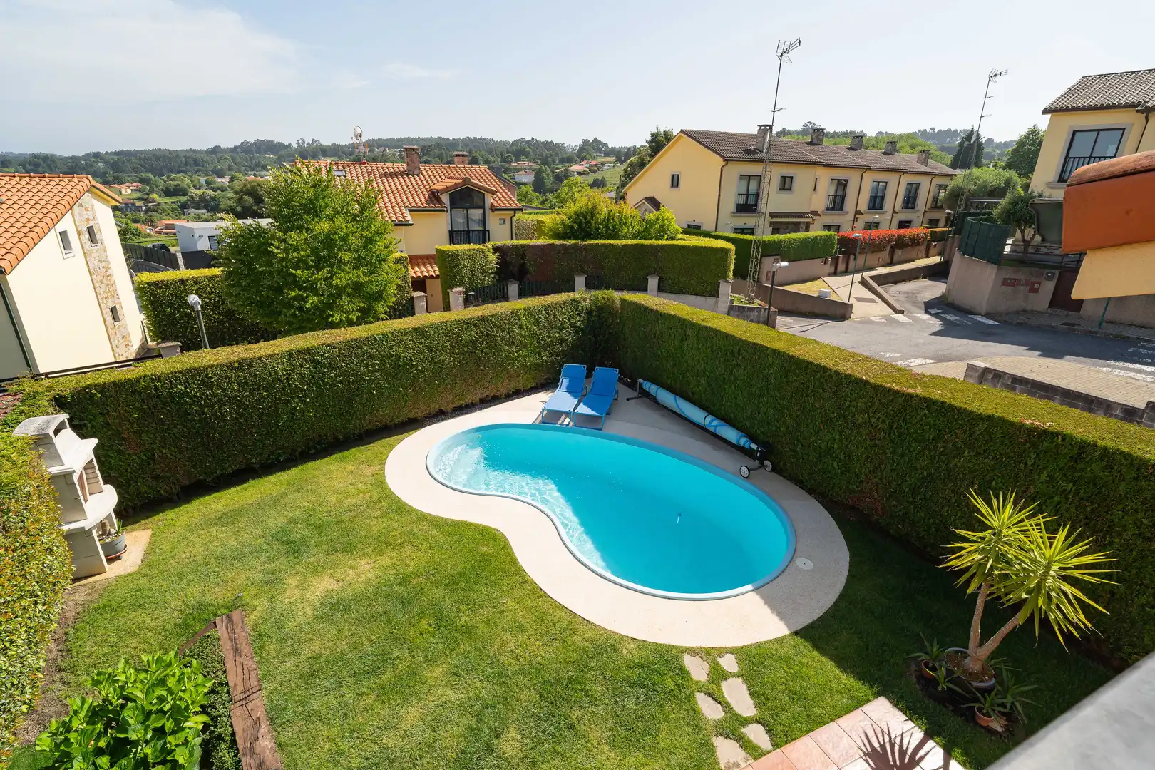 Piscina de Casa o xalet en venda en Sada (A Coruña) amb Calefacció, Jardí privat i Terrassa
