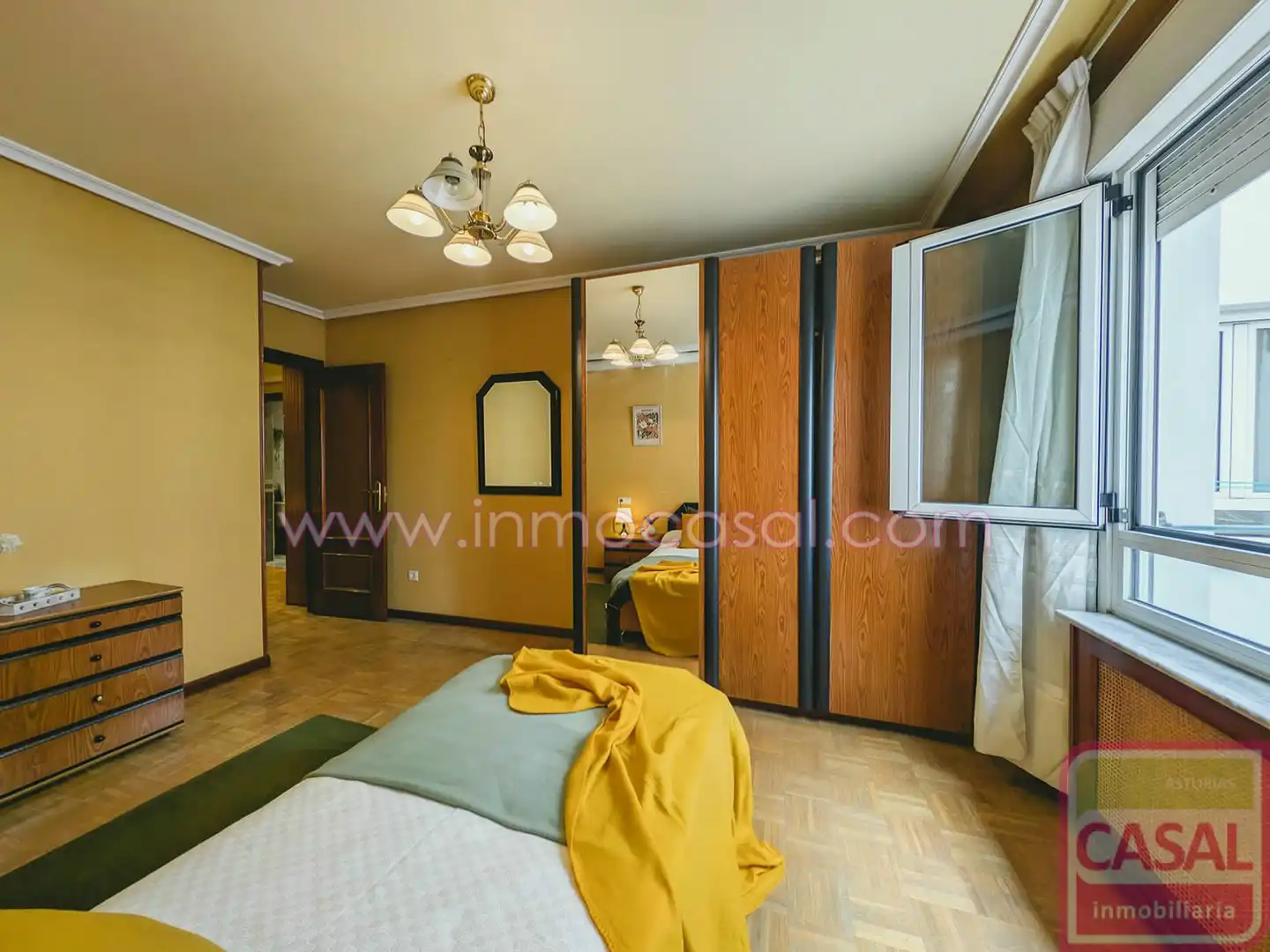 Habitación de Piso en venta en Mieres (Asturias) con Calefacción
