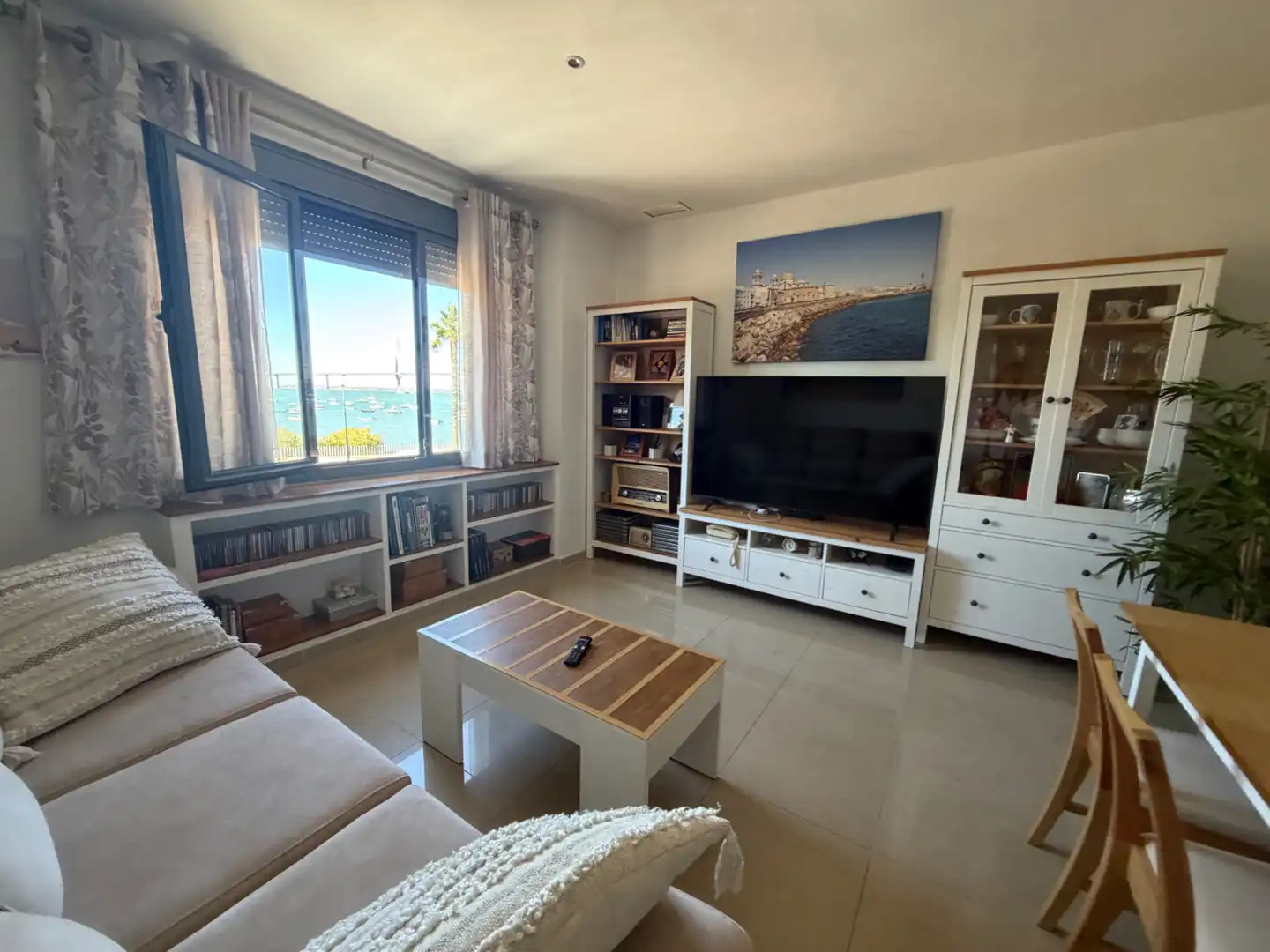 Piso en venta en Puntales - Zona Franca