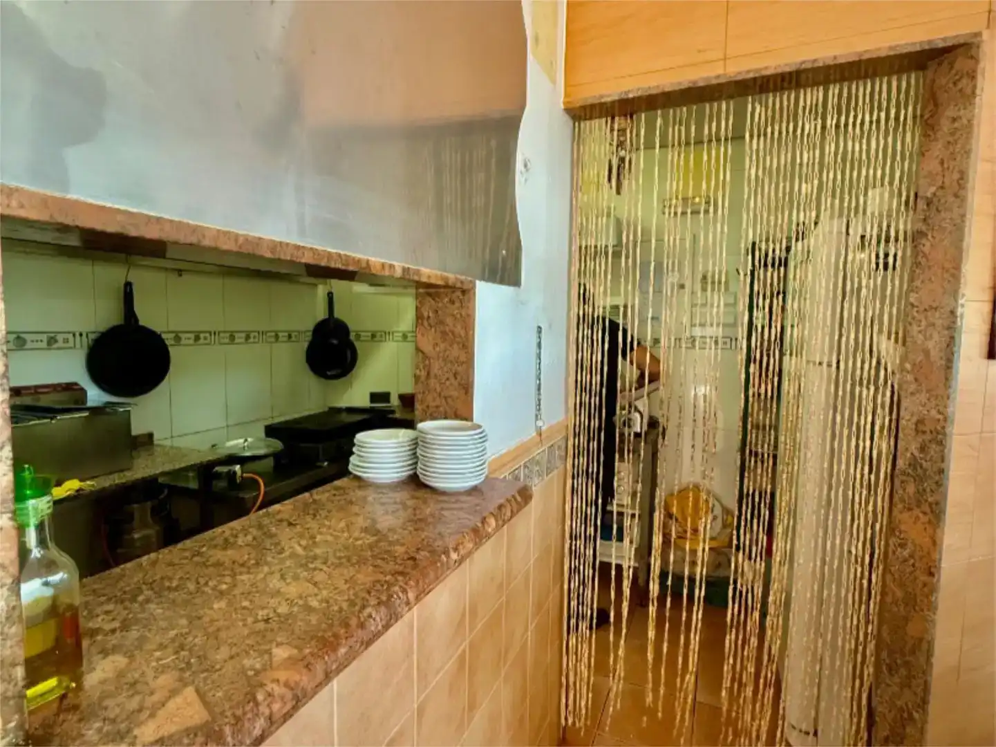Cocina de Local en venta en Valencia con Aire acondicionado y Amueblado