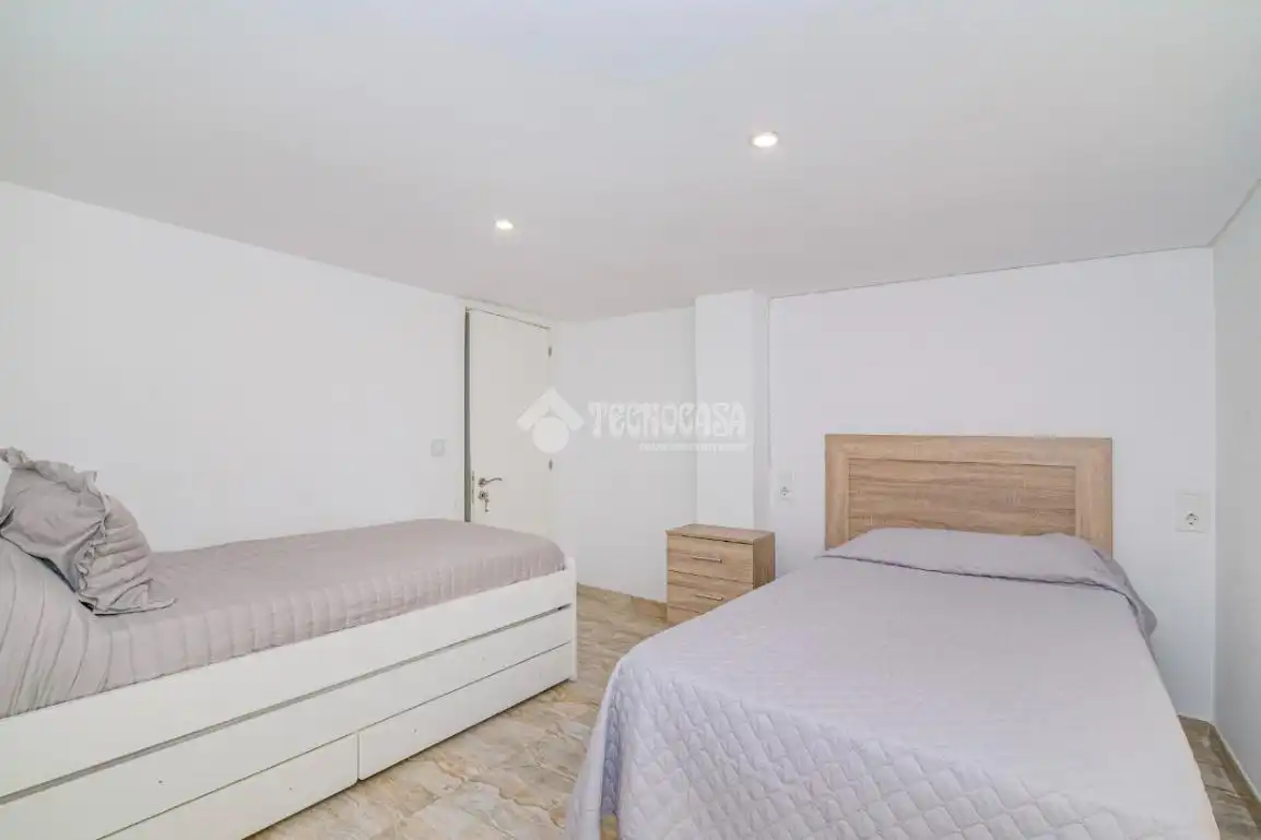 Bedroom of Flat for sale in Lucena  with Air Conditioner