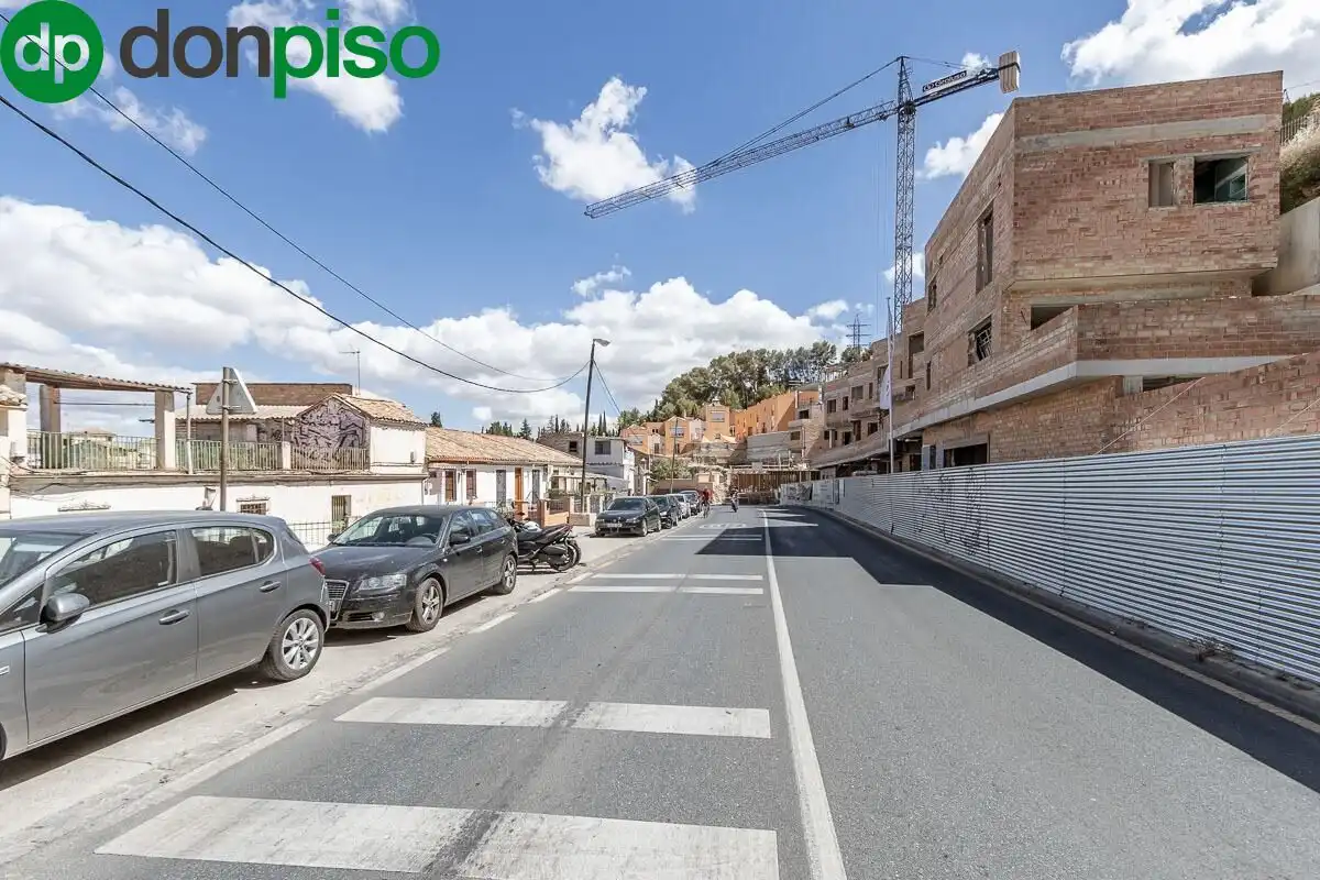 Exterior view of Houses for sale in Granada  with Terrace and Balcony