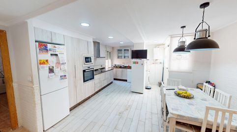 Photo 3 of Flat for sale in Carrer Carlos Antón Pastor, San Crispín, Elche / Elx