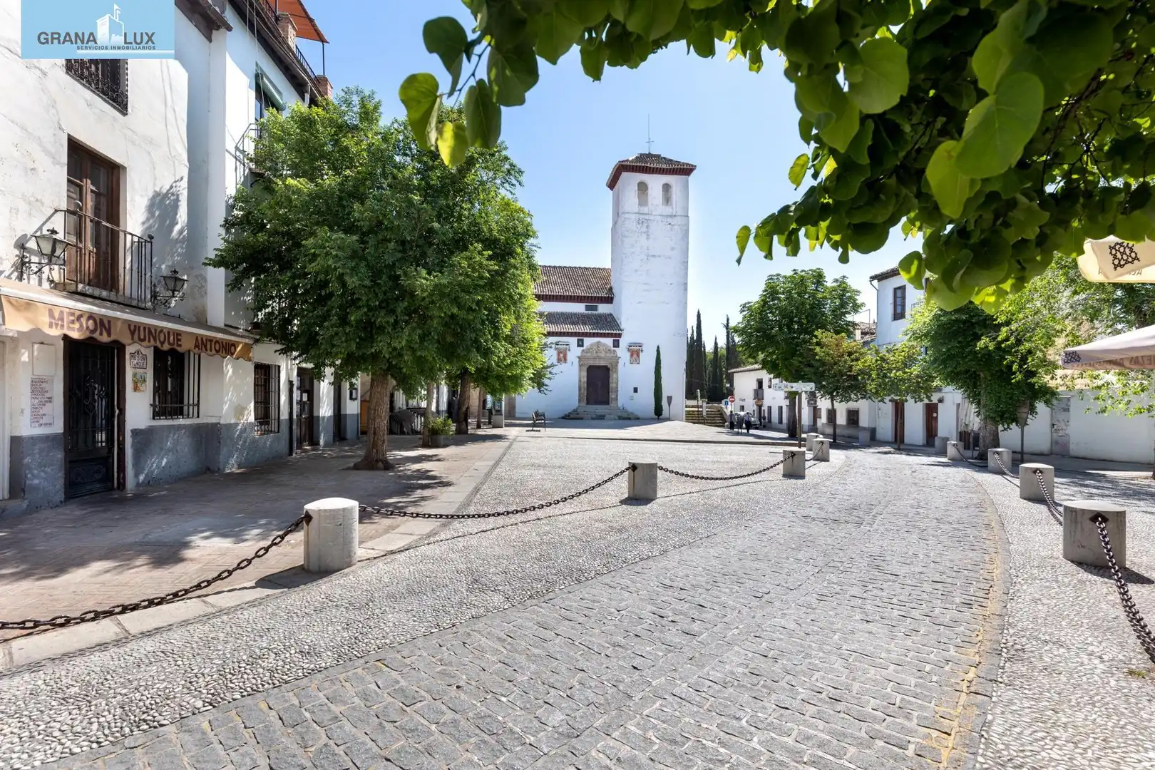 Vista exterior de Piso en venta en Granada