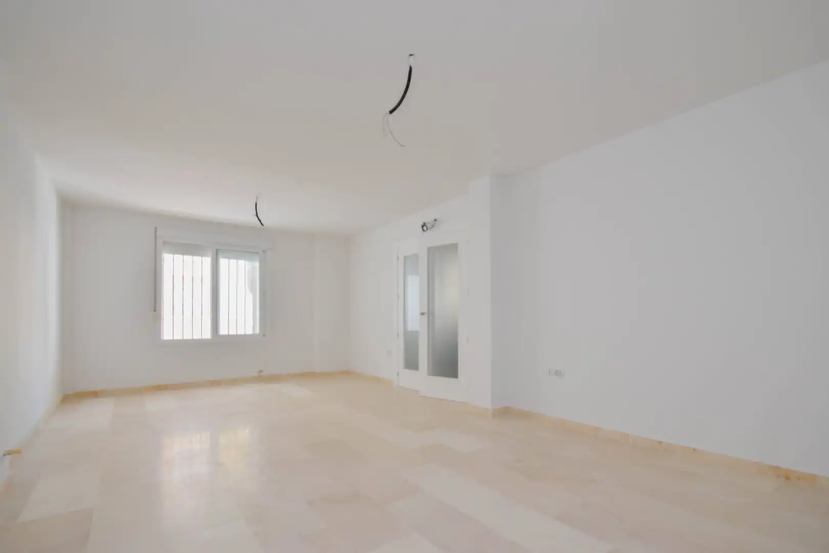 Casa adosada en venta en Atarfe con Trastero y Balcón