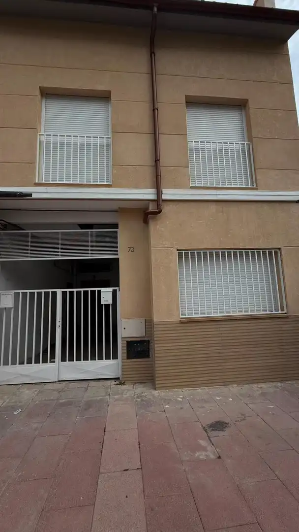 Exterior view of Houses for sale in Torrejón de Ardoz  with Air Conditioner and Furnished