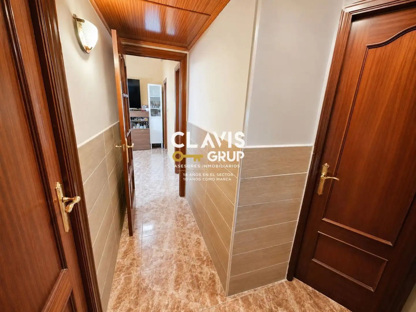 Flat for sale in Barcelona  with Air Conditioner, Terrace and Balcony