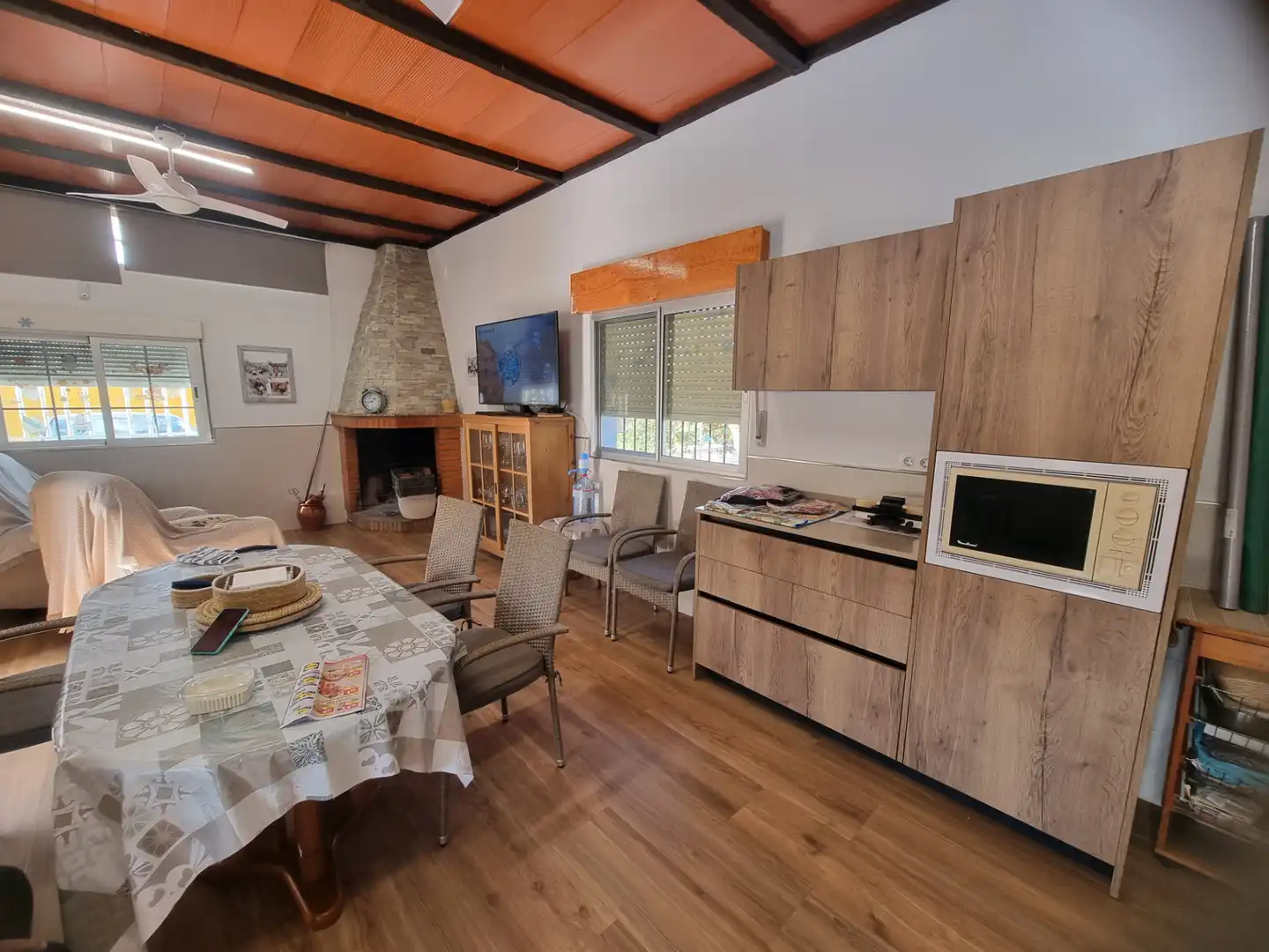 Comedor de Finca rústica en venta en Pechina con Aire acondicionado, Calefacción y Jardín privado