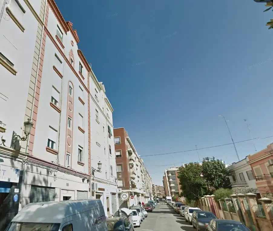 Vista exterior de Pis en venda en Valencia amb Balcó