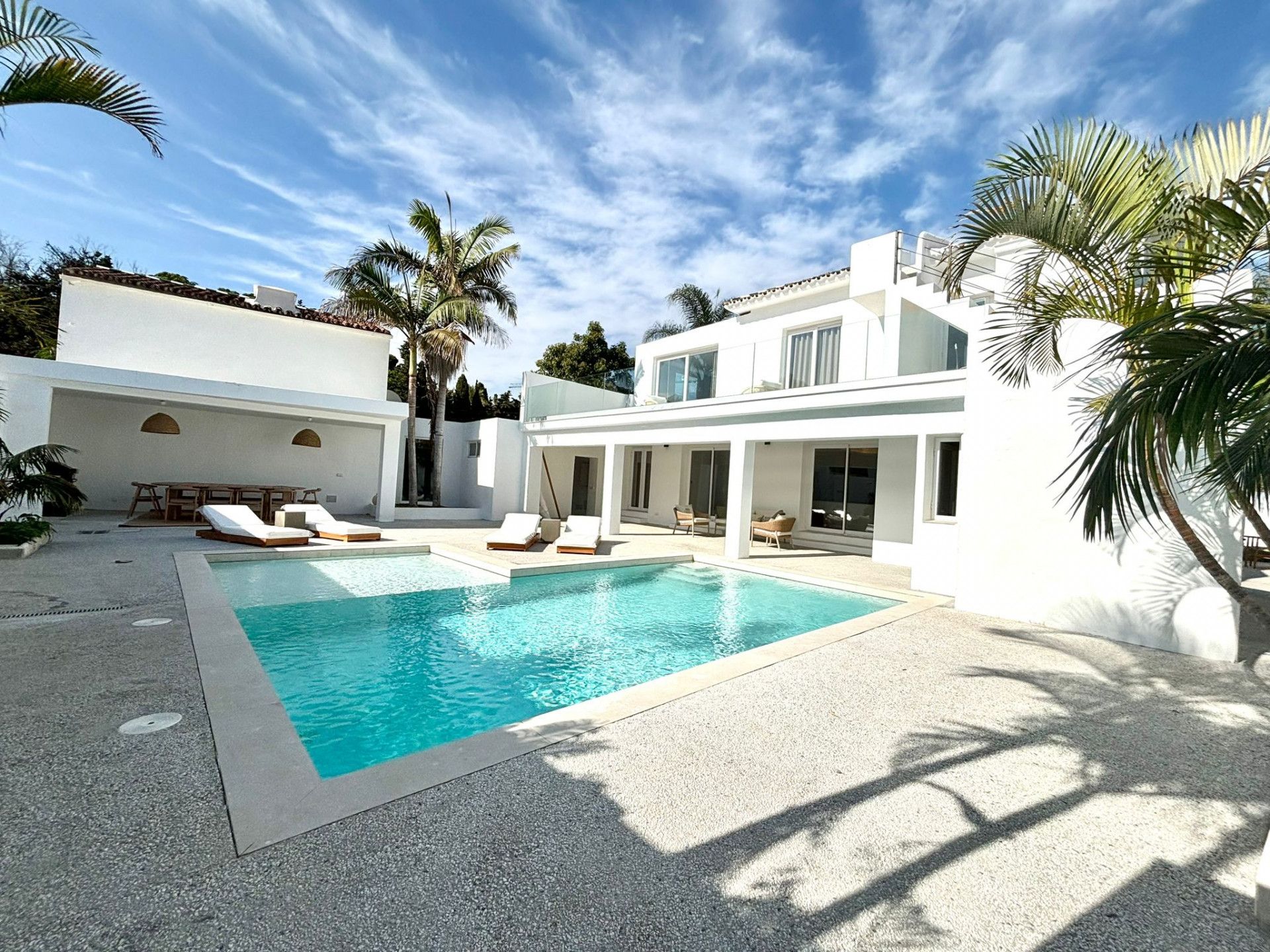 Swimming pool of House or chalet to rent in Marbella  with Air Conditioner, Heating and Private garden