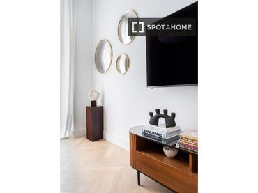 Wohnung mit Balkon zur Miete in Chamberí