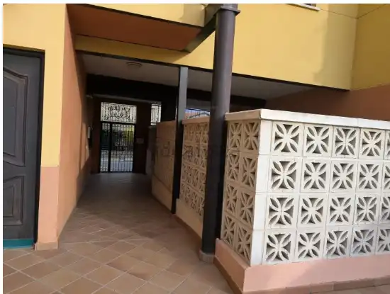 Piso en venta en Navaluenga con Calefacción y Trastero
