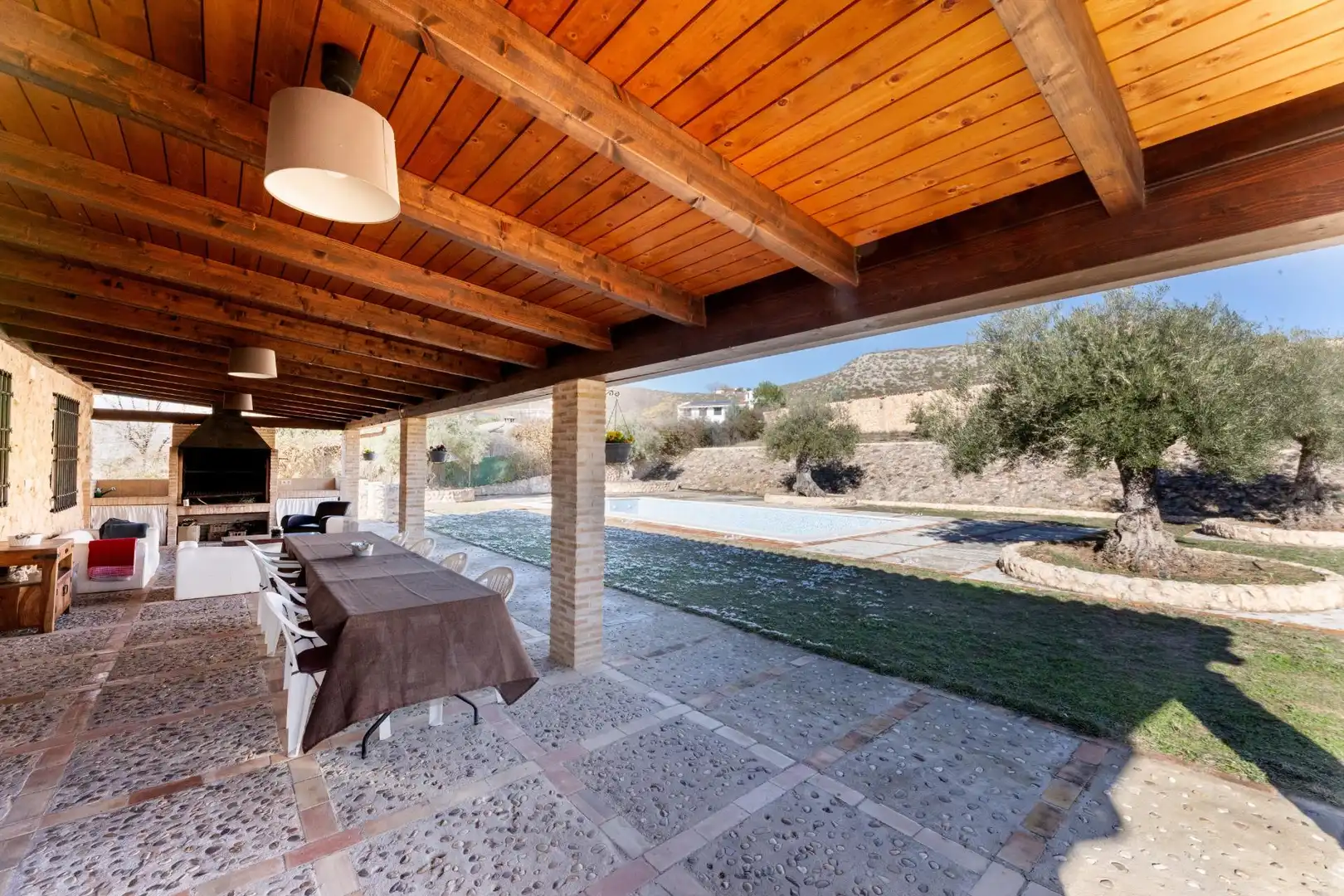 Terrassa de Casa o xalet en venda en Colmenar de Oreja amb Calefacció, Jardí privat i Traster