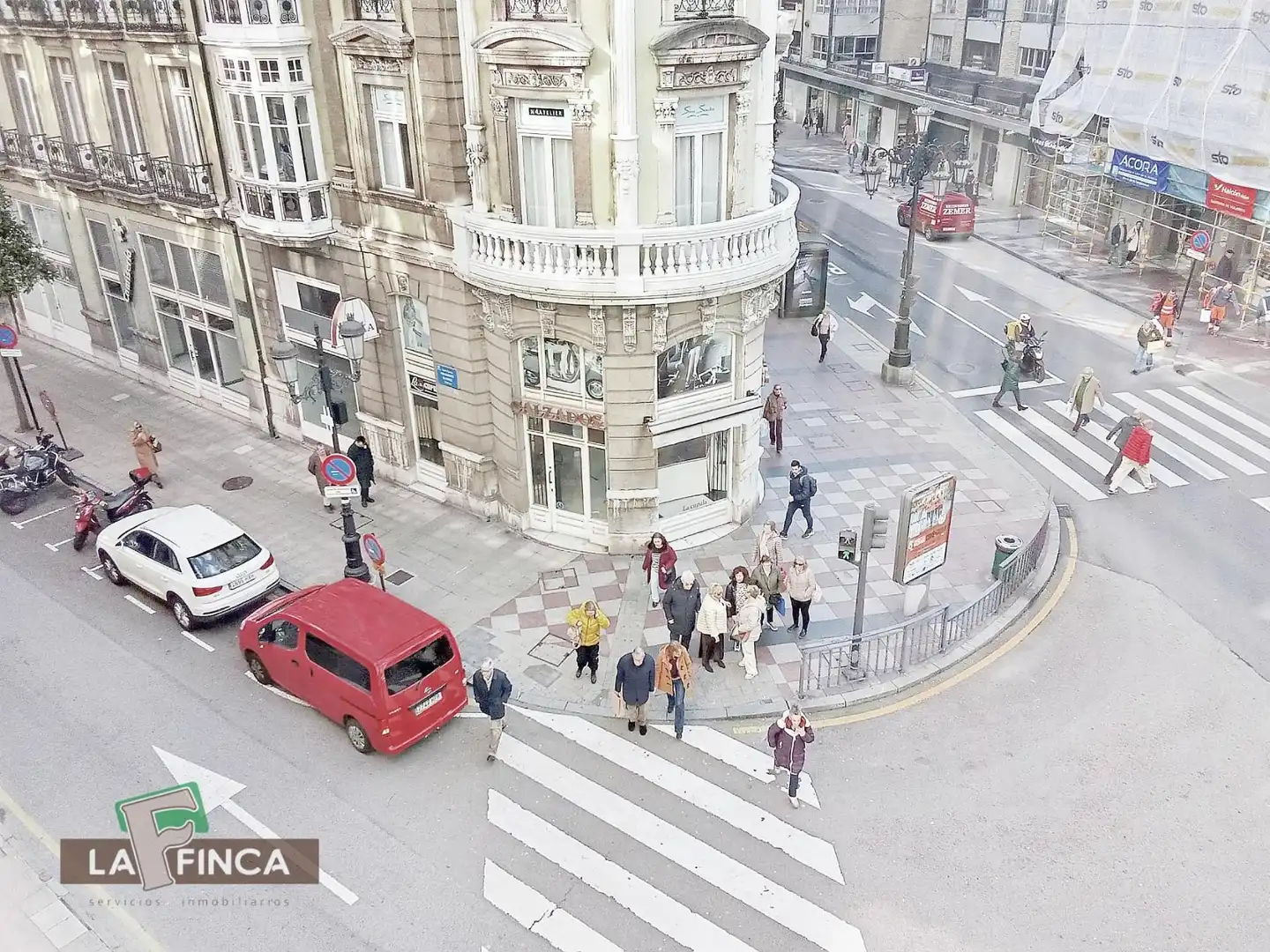 Vista exterior de Apartamento de alquiler en Oviedo  con Calefacción, Parquet y Terraza
