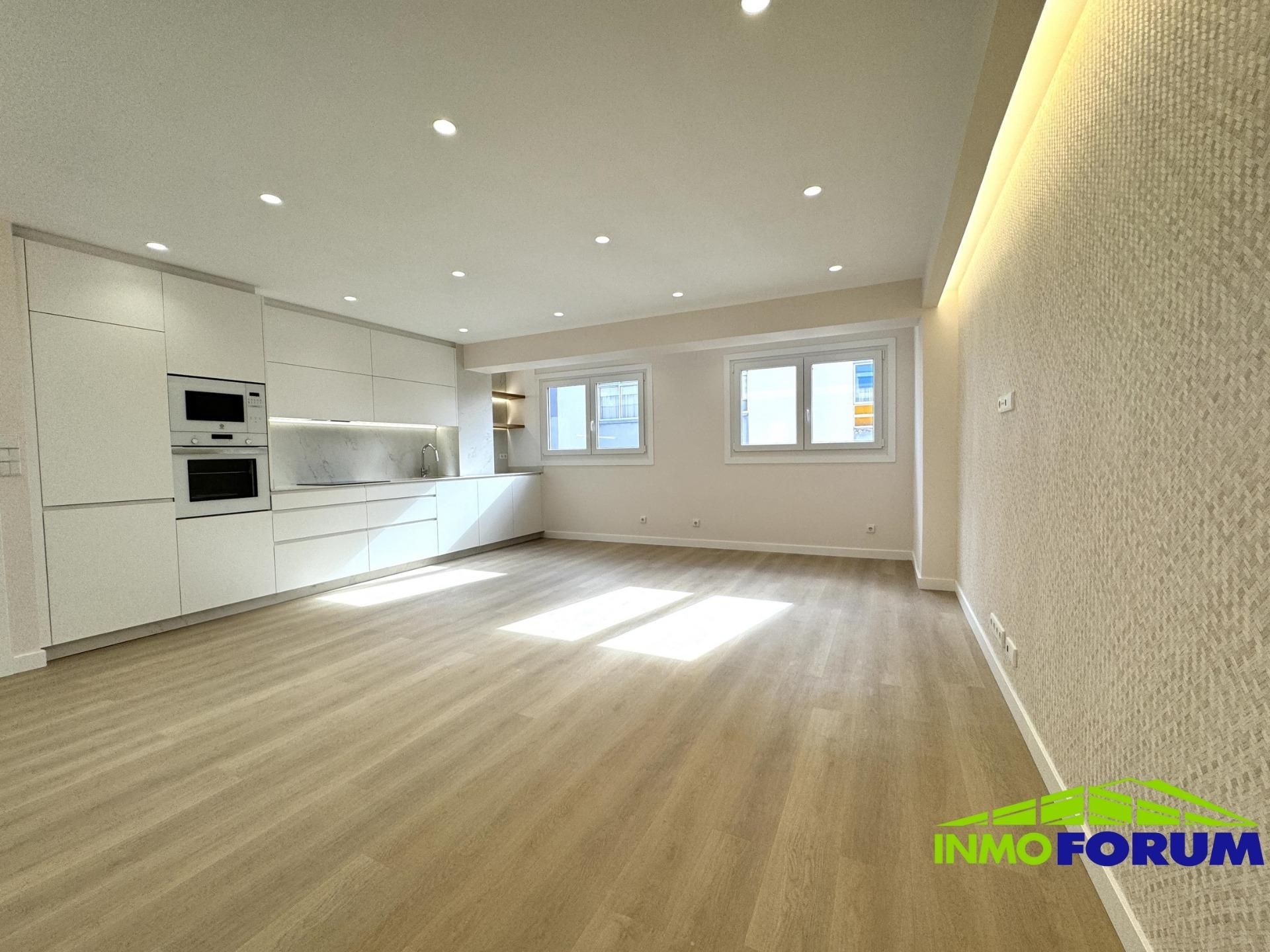 Flat for sale in Avenida Hércules, Monte Alto - Zalaeta - Atocha