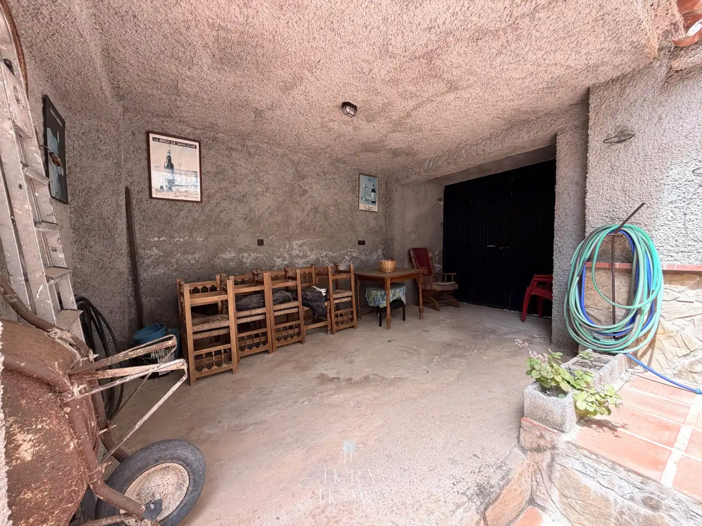 Finca rústica en venta en Álora con Jardín privado y Amueblado