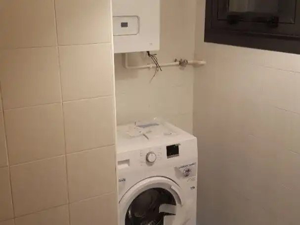 Bathroom of Flat for rent in Arealonga