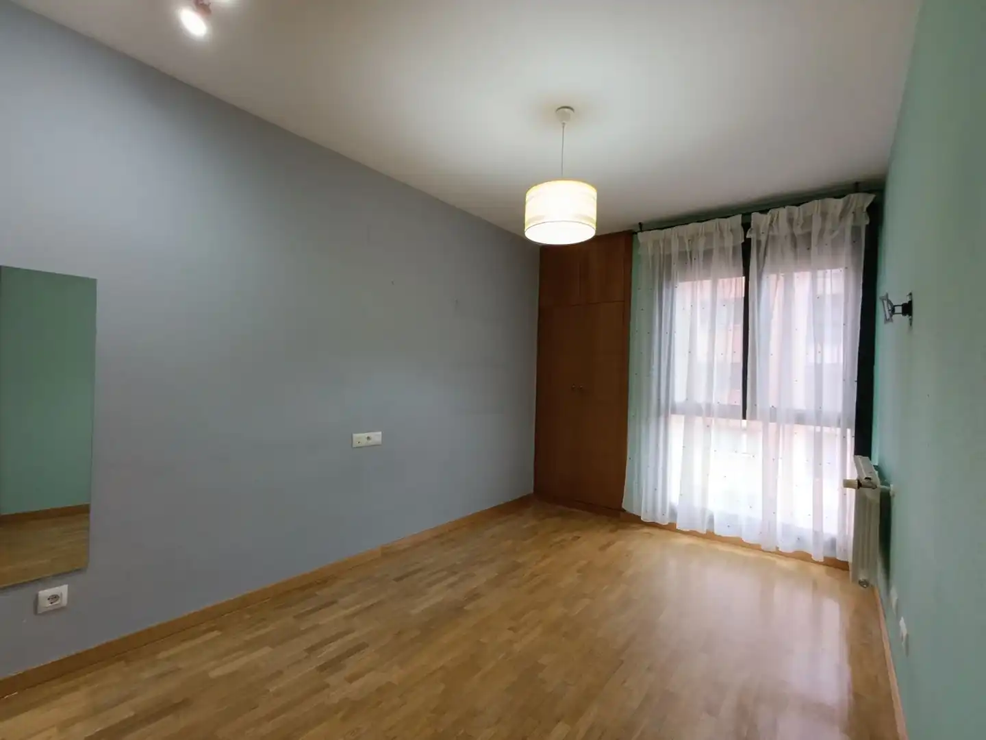 Schlafzimmer von Wohnung zum Verkauf in Ciudad Real mit Klimaanlage, Heizung und Abstellraum