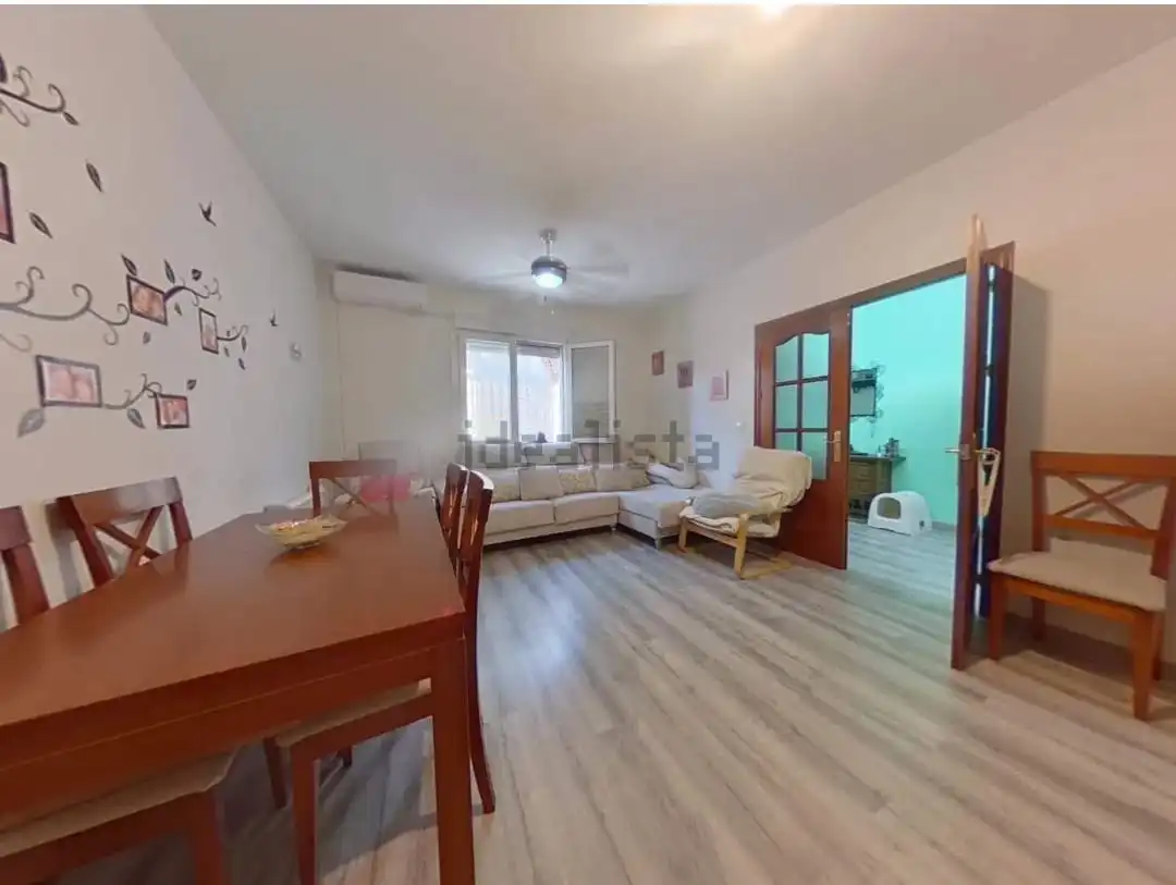 Sala de estar de Casa adosada en venta en Villafranca de Córdoba con Aire acondicionado, Trastero y Horno