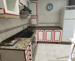 Kitchen of Flat to rent in Santiago de Compostela 