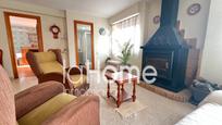 Living room of House or chalet for sale in Paterna  with Air Conditioner, Private garden and Terrace