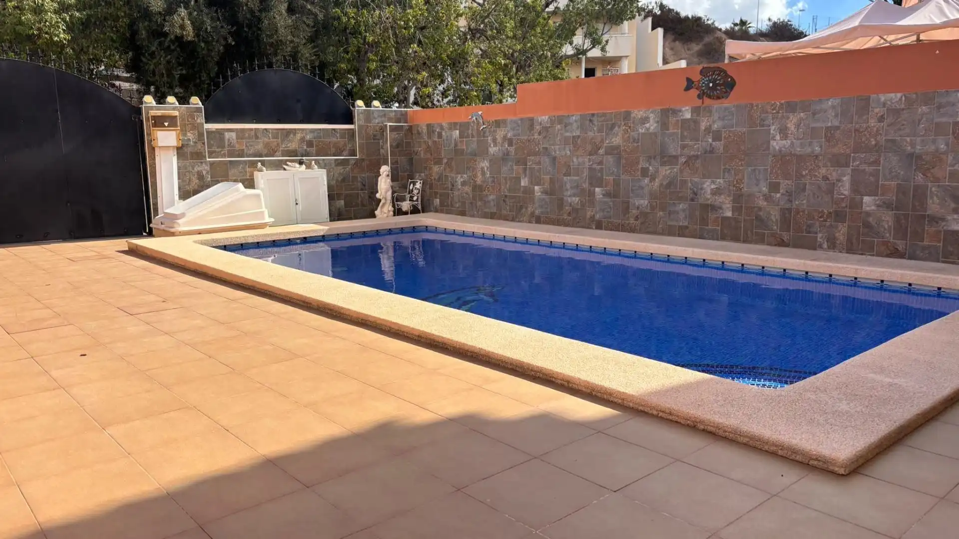 Casa amb balcó en venda a Calle Calle Mina Recuperada 53, imagen 2