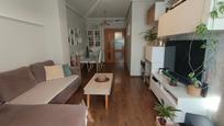 Living room of Flat for sale in Mairena del Aljarafe  with Air Conditioner, Private garden and Terrace