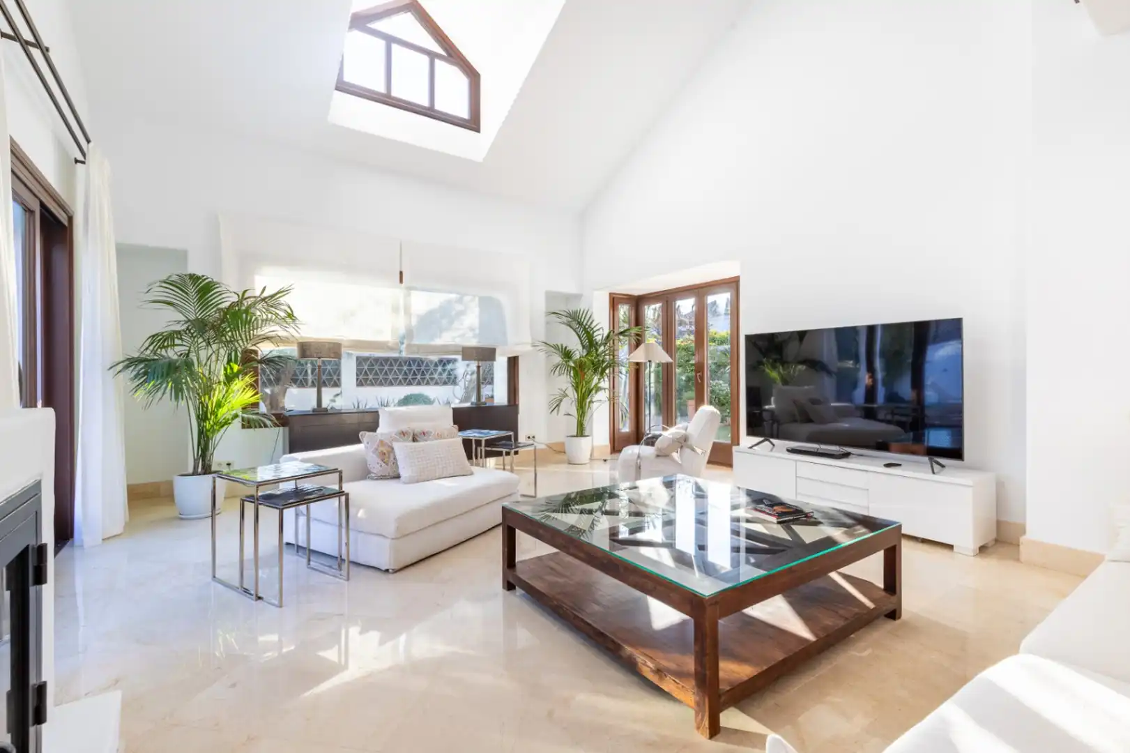 Chalet con terraza en venta en San Pedro de Alcántara