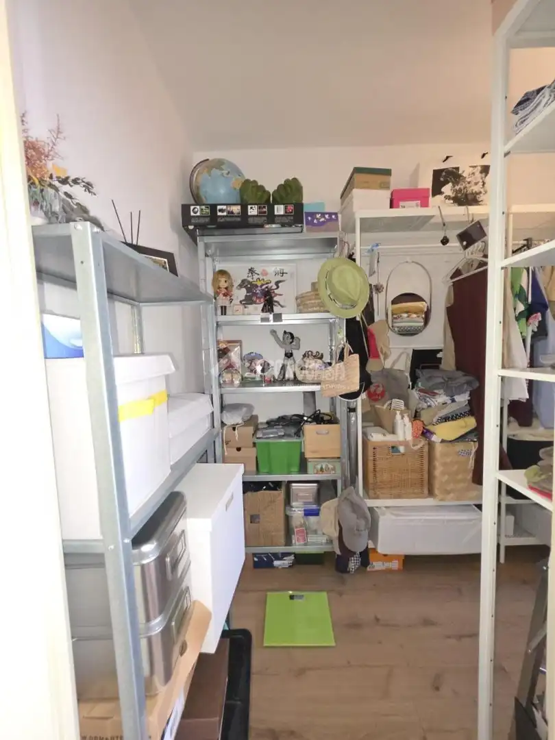 Flat for sale in Sevilla  with Air Conditioner, Terrace and Balcony