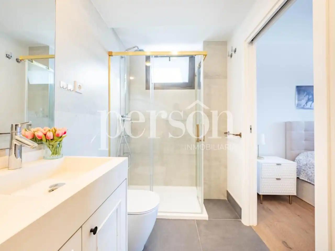 Badezimmer von Wohnung zum Verkauf in Valencia mit Klimaanlage, Terrasse und Schwimmbad