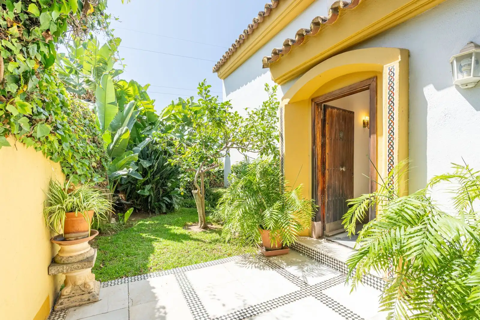 Chalet con terraza en venta en Urbanizacion Playas Españolas 3V
