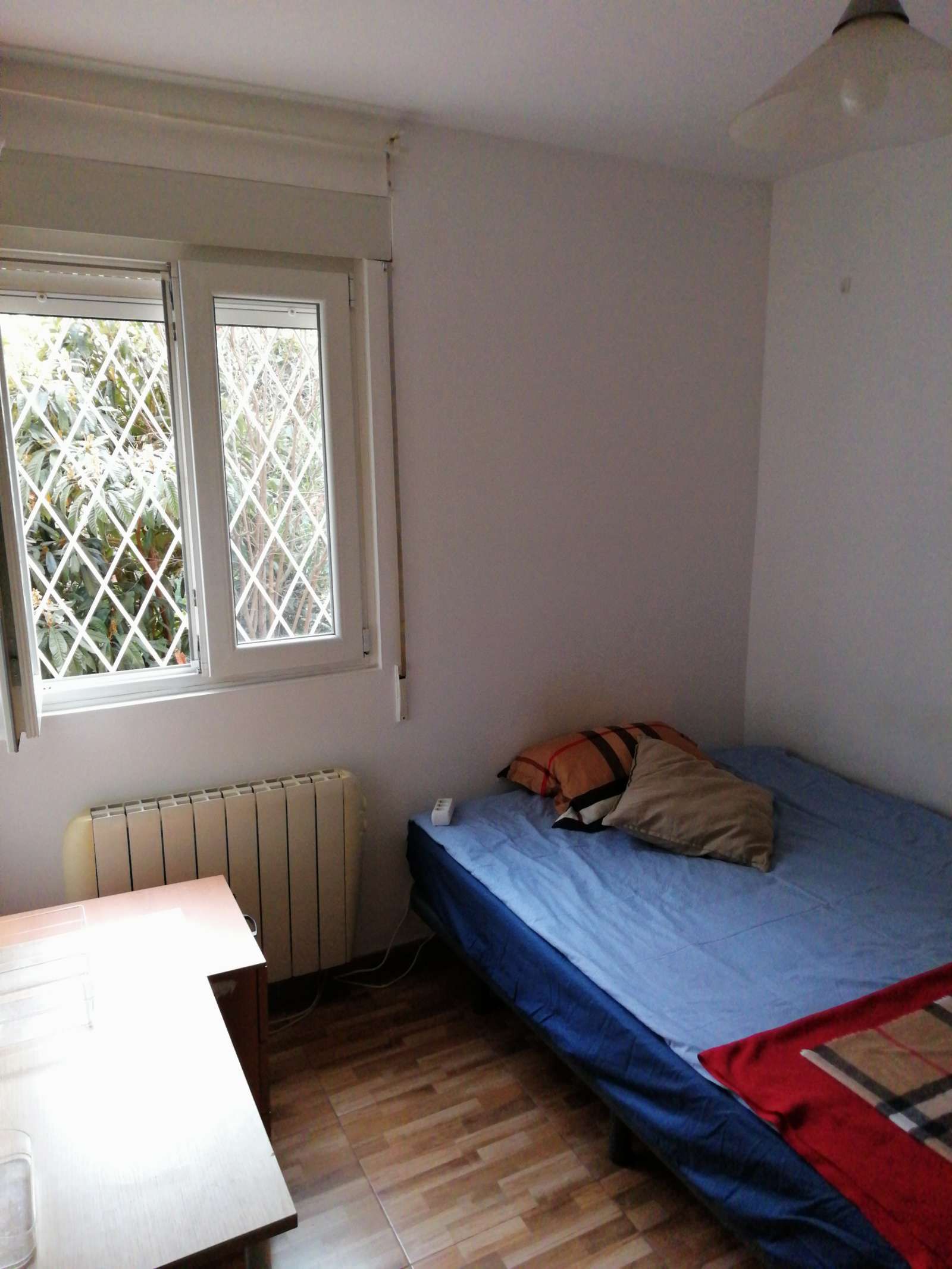 Flat to share in Prosperidad