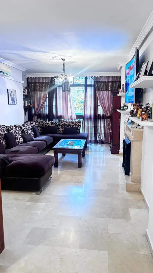 Sala de estar de Piso en venta en Benalmádena con Aire acondicionado, Trastero y Horno
