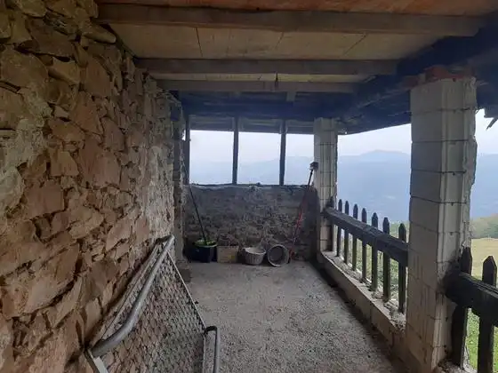 Terrassa de Finca rústica en venda en Aller amb Moblat