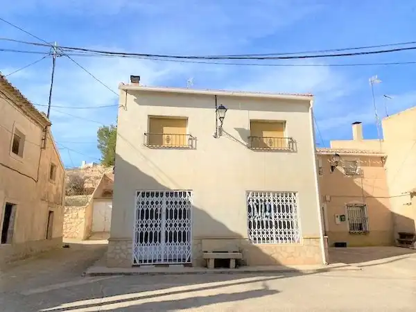 Vista exterior de Casa adosada en venta en Caravaca de la Cruz con Terraza