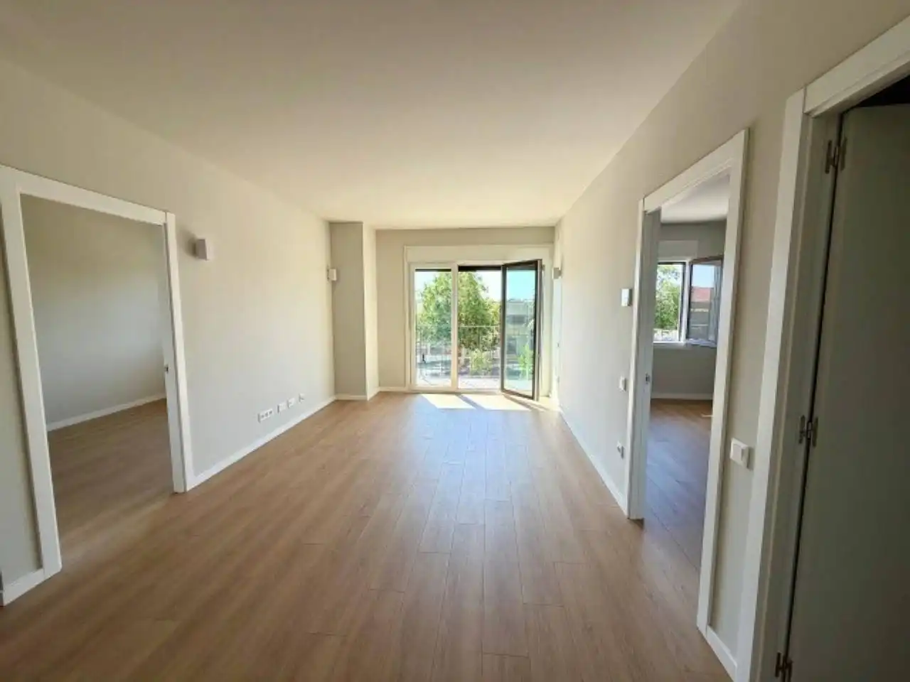 Wohnung zur Miete in Avenida Jaume I, Sant Pere Nord