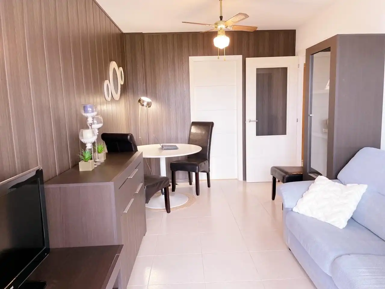 Sala de estar de Apartamento de alquiler en Benicasim / Benicàssim con Jardín privado, Terraza y Amueblado