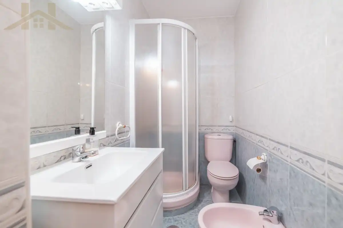 Baño de Piso en venta en Torrejón de Ardoz con Calefacción, Terraza y Trastero