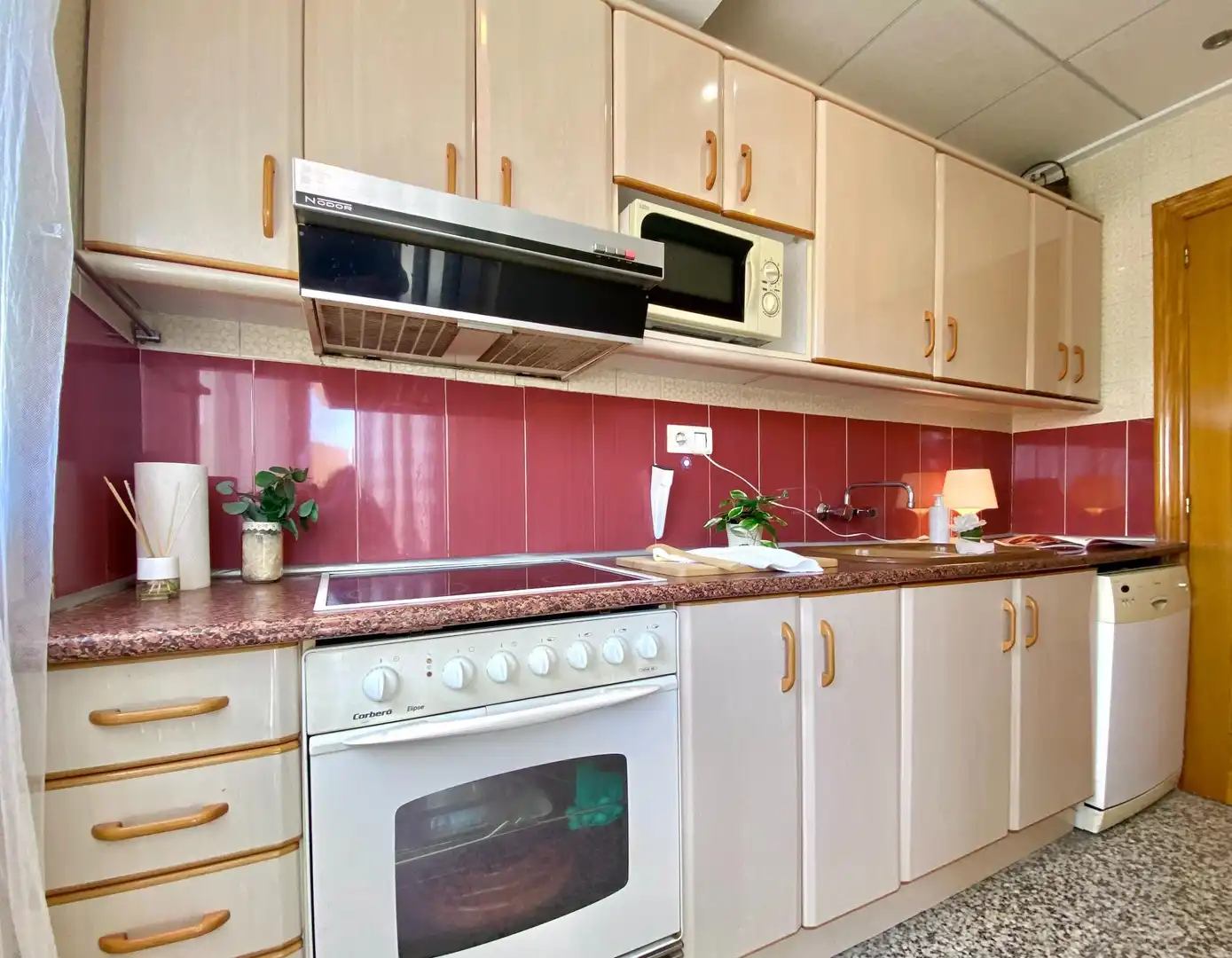 Kitchen of Flat for sale in La Pobla de Farnals  with Air Conditioner, Private garden and Balcony