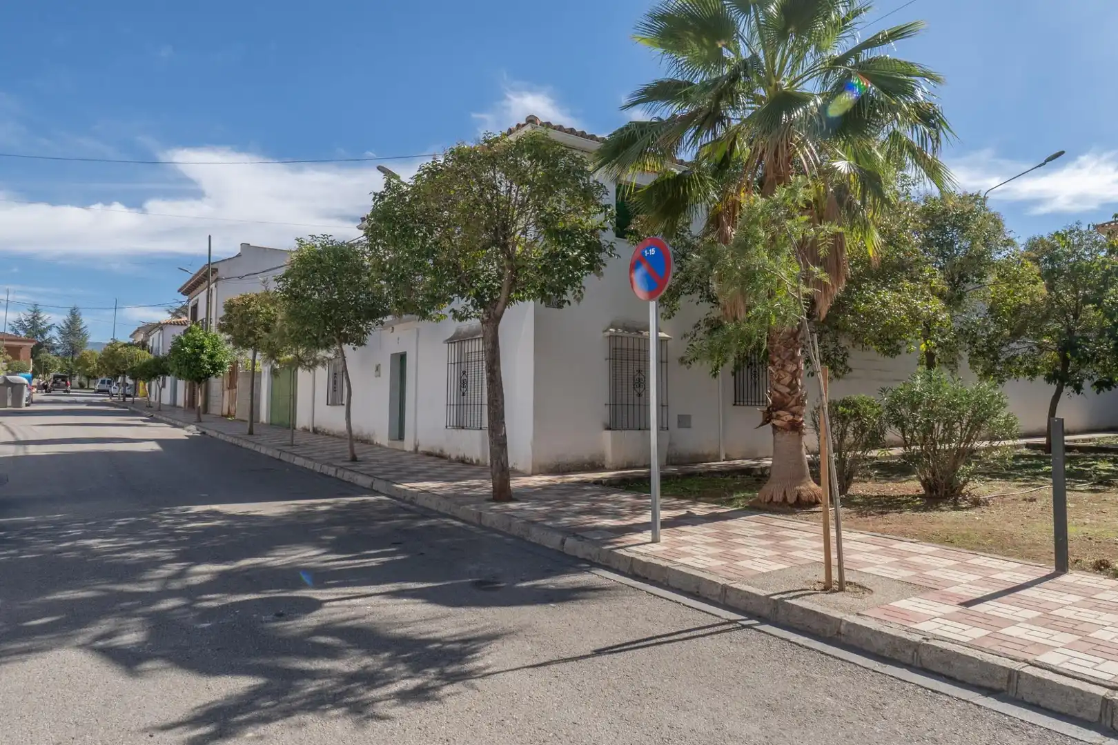 Vista exterior de Casa o chalet en venta en Albolote con Terraza y Balcón
