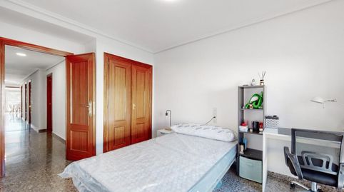 Foto 3 de Habitació a Zona Avenida al Vedat, Torrent