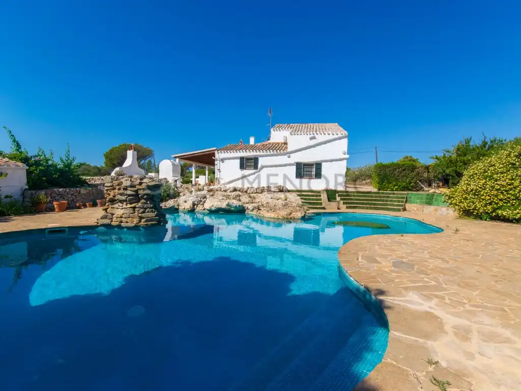 Casa rústica amb piscina en venda a Ferreries poble, imagen 46