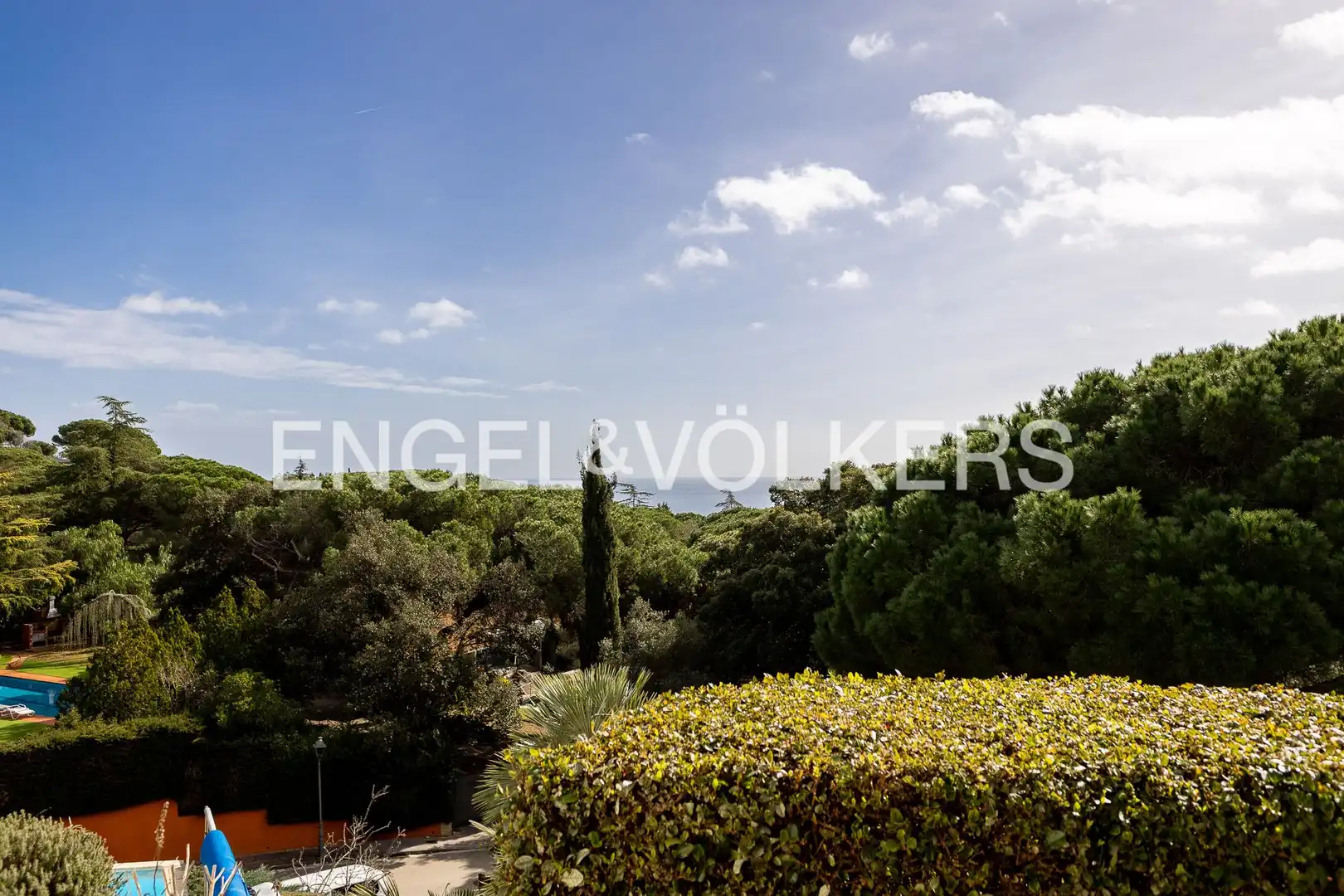 Vista exterior de Casa o chalet en venta en Sant Andreu de Llavaneres con Calefacción, Jardín privado y Parquet