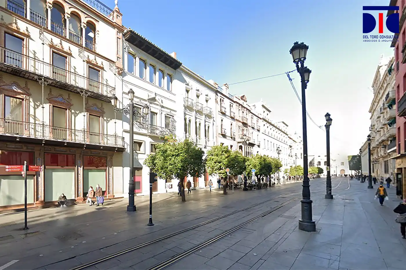 Exterior view of Commercial properties for rent in Sevilla  with Air Conditioner and Heating